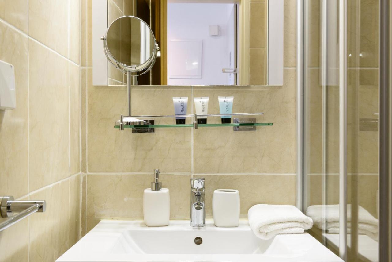 49 Abarbanel - By Beach Apartments Tlv تل أبيب المظهر الخارجي الصورة